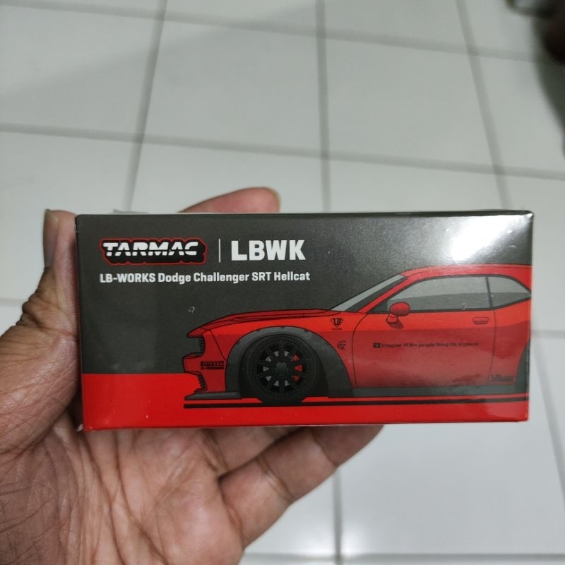 Tarmac Works 1/64 Dodge Challenger SRT Hellcat LBWK Red