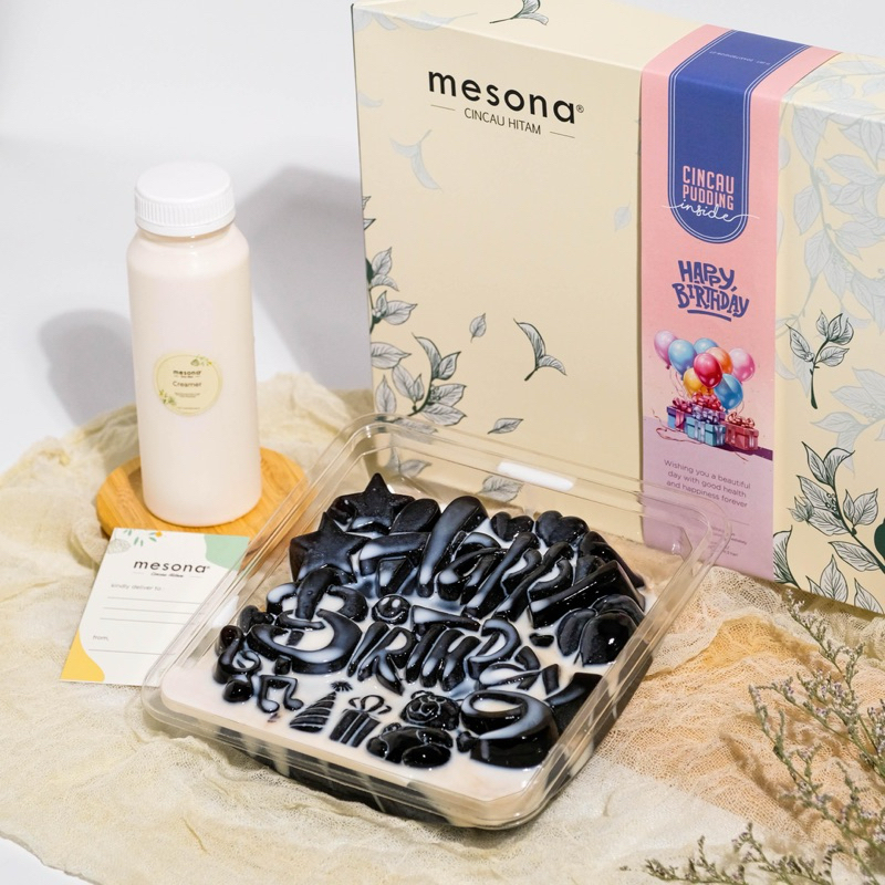 

RB Hampers Mesona Cincau Hitam Birthday Pudding (Dengan Box)