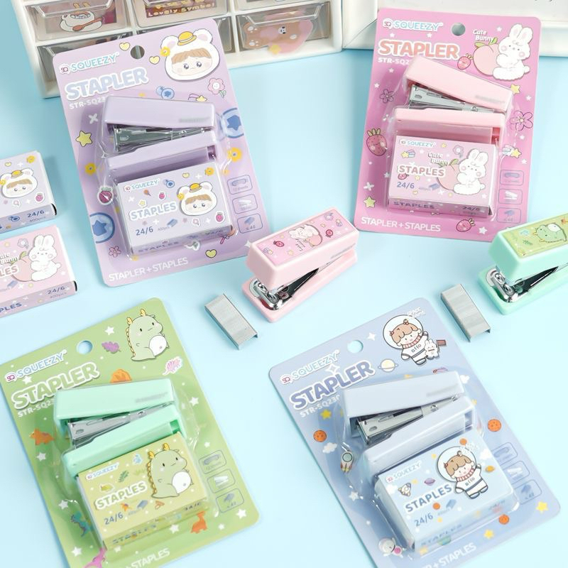 

STAPLER SET KARAKTER MINI KUROMI SANRIO / STAPLES DAN ISI KAREKTER LUCU