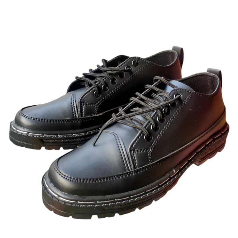 SEPATU PANTOFEL DOCMART KULIT ORIGINAL//SEPATU DOCMART PRIA TERBARU - SEPATU DOCMART PRIA VIRAL