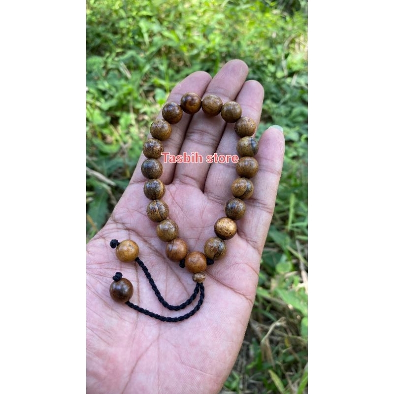 gelang kayu gaharu 10 mm gelang gaharu model serut gelang gaharu wangi gelang kayu gaharu asli