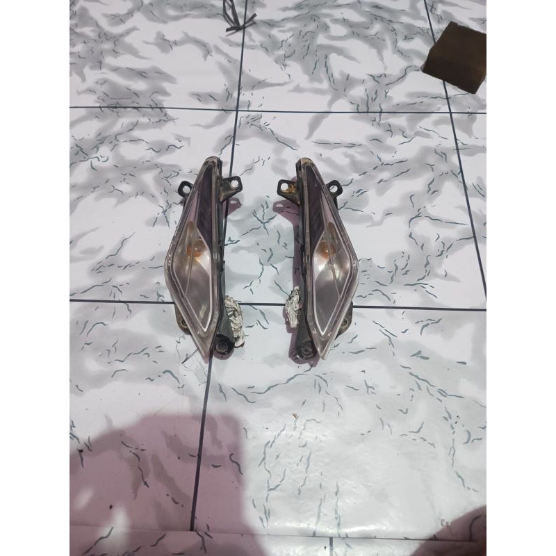 lampu sein sen depan revo 100 revo lama lancip original copotan kiri kanan