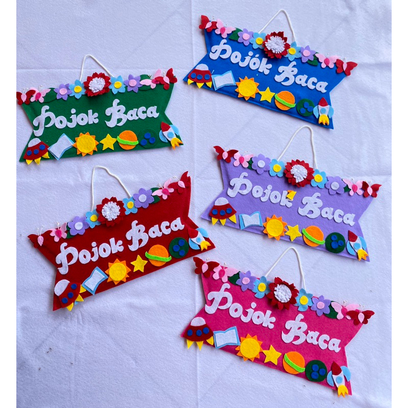 Hiasan pojok baca gantungan dinding pojok baca kelas bahan flanel custom