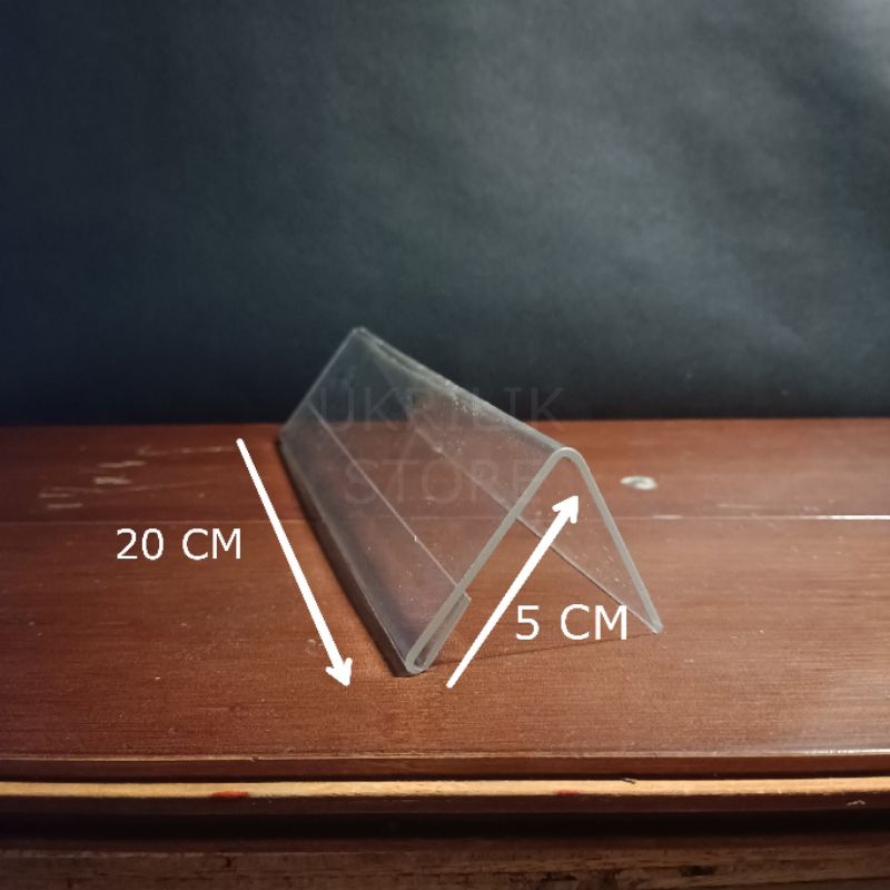 

Papan nama meja Akrilik 5 x 20 cm Model Segitiga 1 sisi