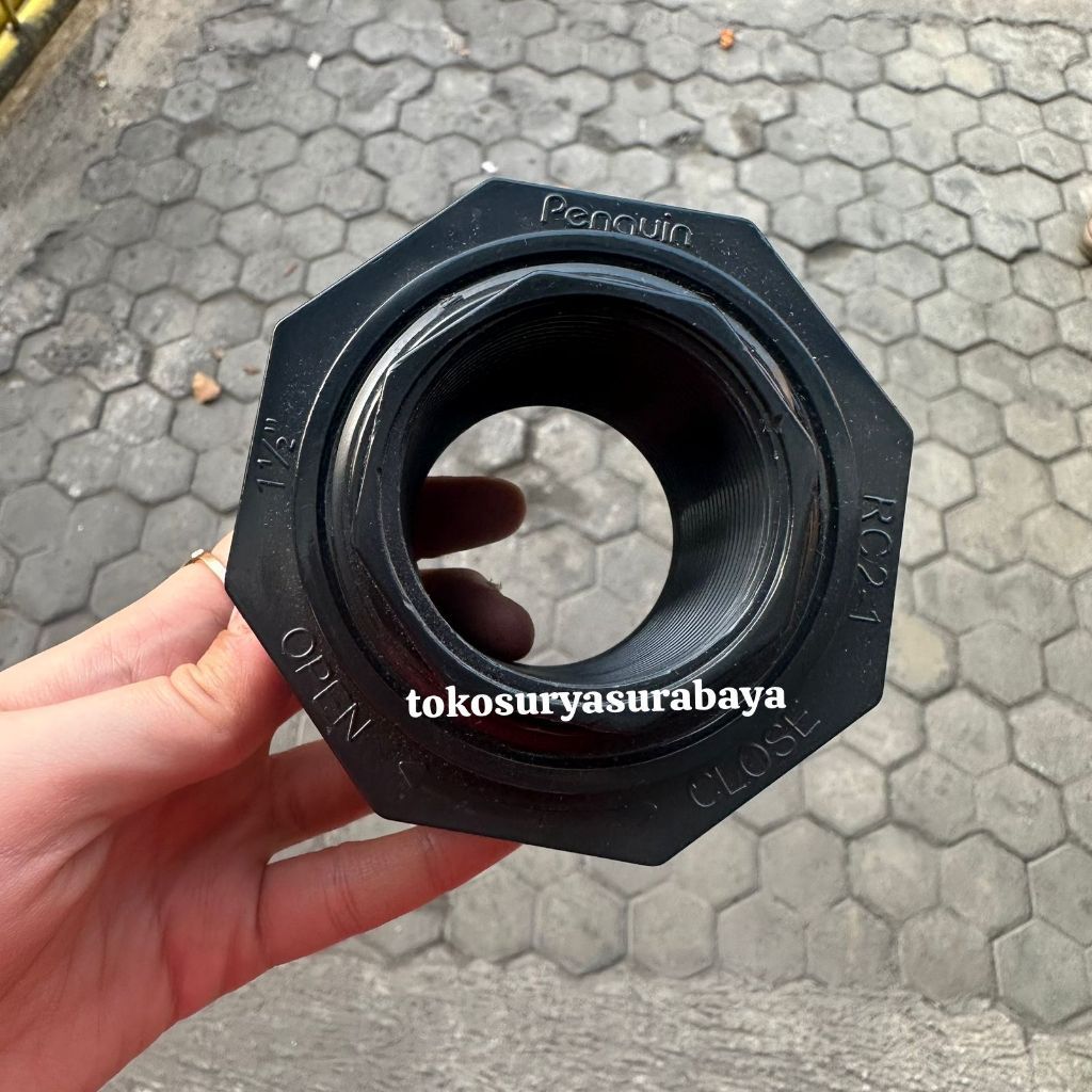 Mur Tandon Penguin 11/2" Mur Toren 11/2" Mur Bulkhead 11/2" Mur Tandon Air 11/2" Adaptor Tandon 11/2