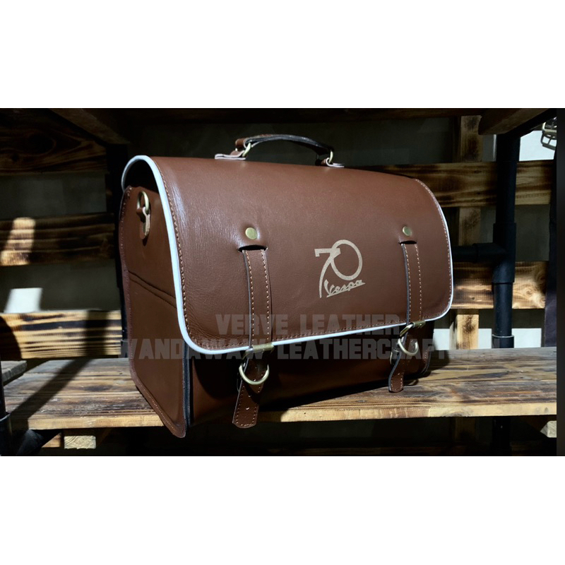 tas vespa , primavera , sprint , topbox vespa, tas kulit vespa