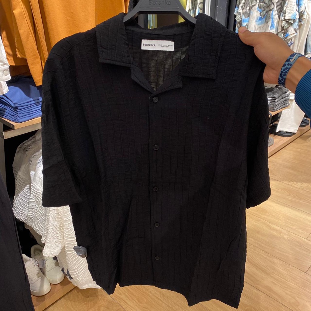 Jastip. Kemeja Bershka (Man)