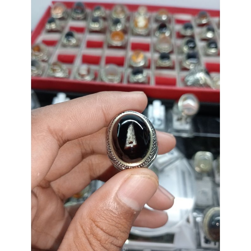 cincin batu akik Yaman combong