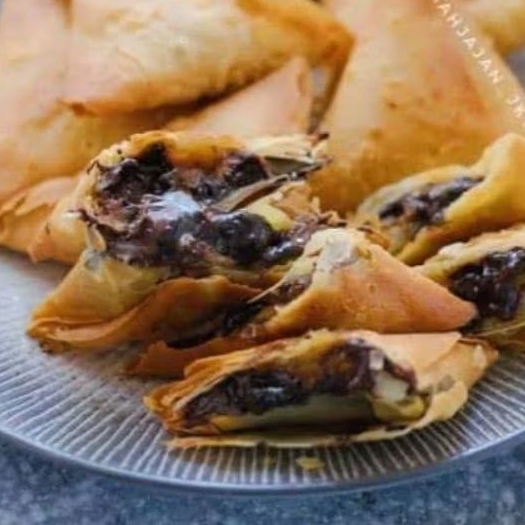 

sambosa coklat keju