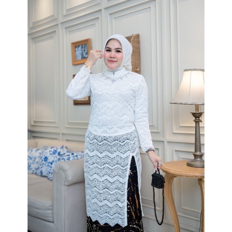 Kebaya Tunik Brokat Kamaniya Gayatri Kebaya lengan panjang Kebaya wisuda Kebaya pesta Kebaya Betawi 