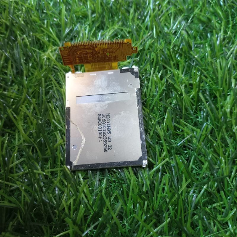 LCD SAMSUNG MODEL GT--E3210 NORMAL GARANSI