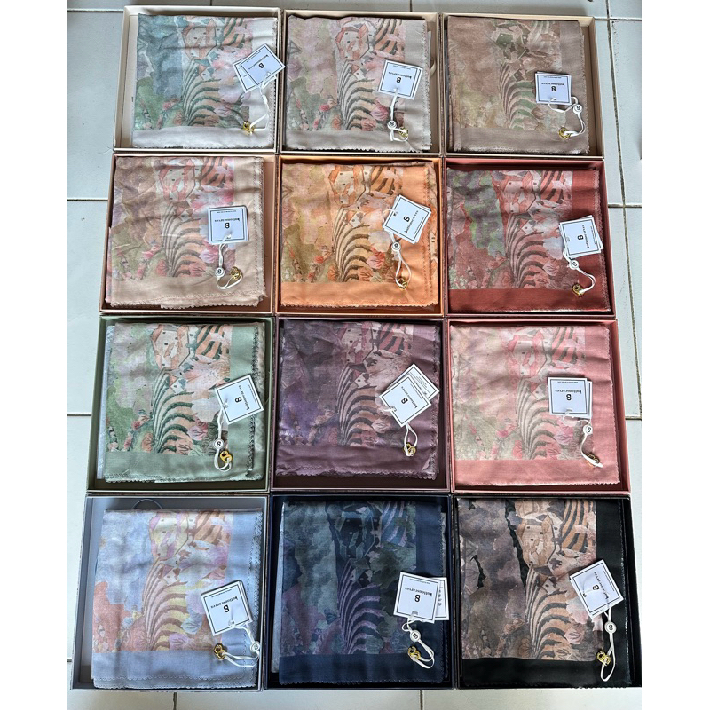 Hijab stylish/ Hijab motif/ Hijab kekinian/ Kerudung/ Tuscany Series dari Buttonscarves
