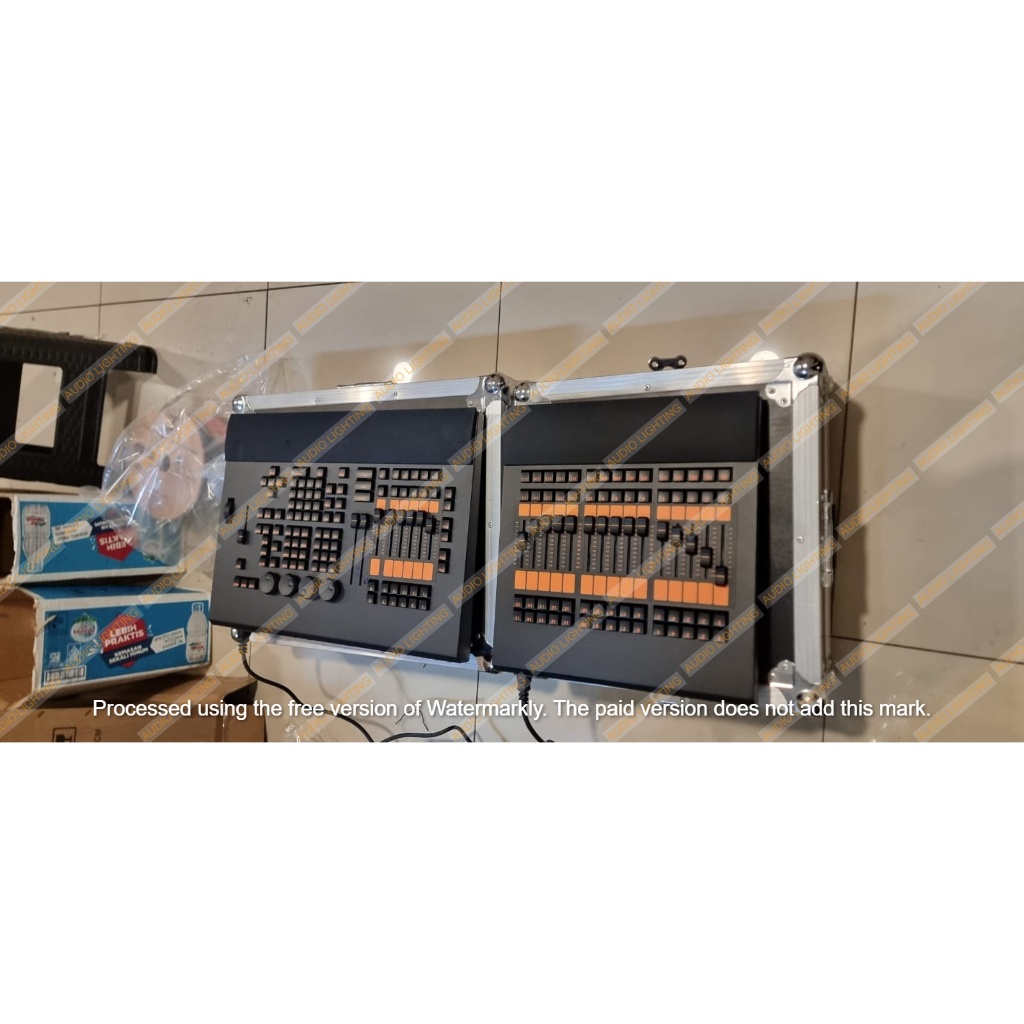 Command wing Grandma 2 fader wing grandma 2