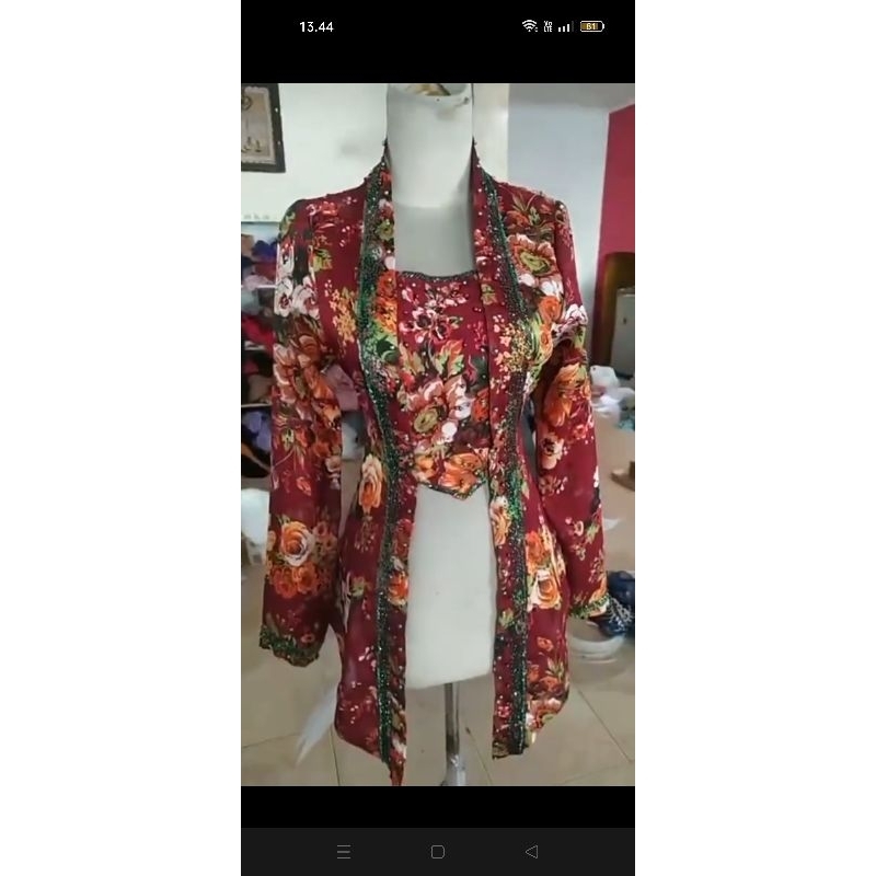 kebaya kutu baru motif bunga