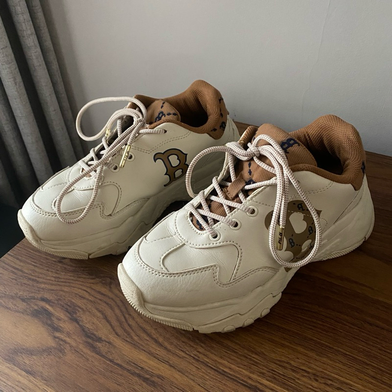 Preloved Sneakers MLB