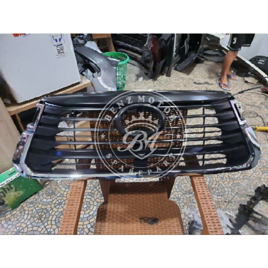 Grill Toyota Innova Reborn Facelift
