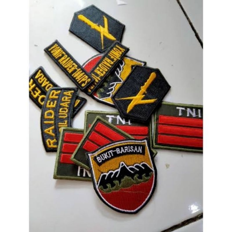 Atribut Baju PDH TNI