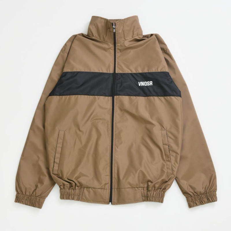 Tracktop Jacket Premium Olahraga Soft Parasut Windbreakers
