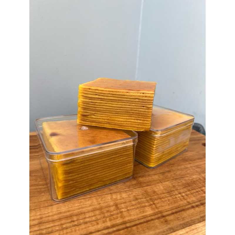 

lapis premium 10x10cm kotak