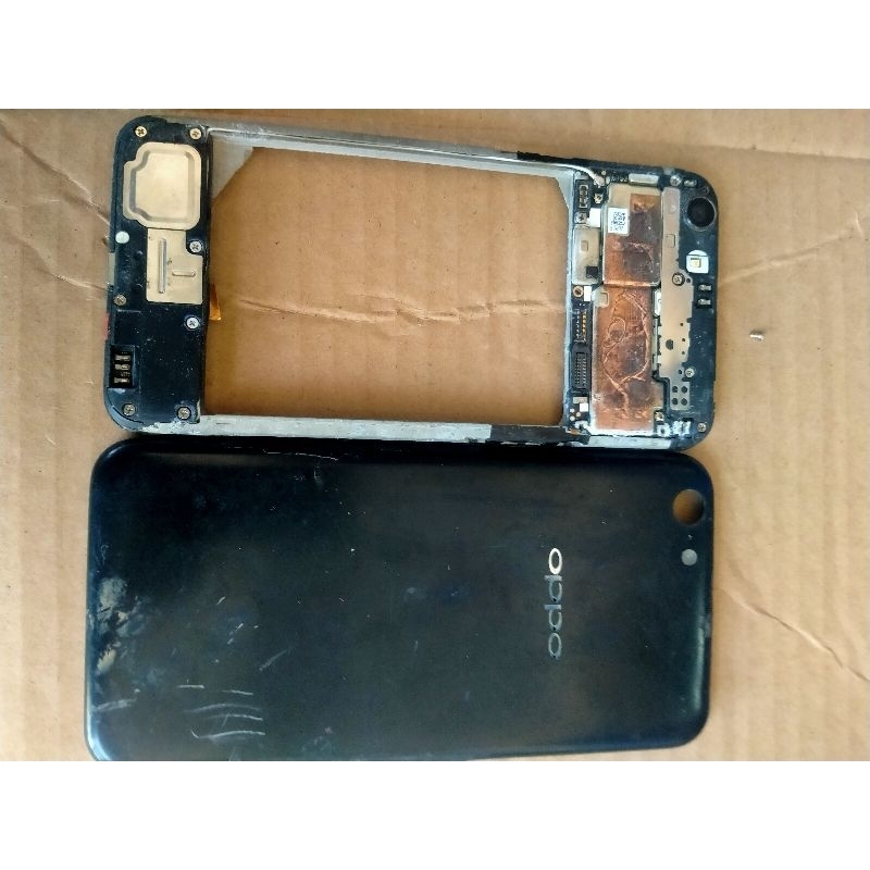 mesin hp Oppo a71 minus colektor bot bawah