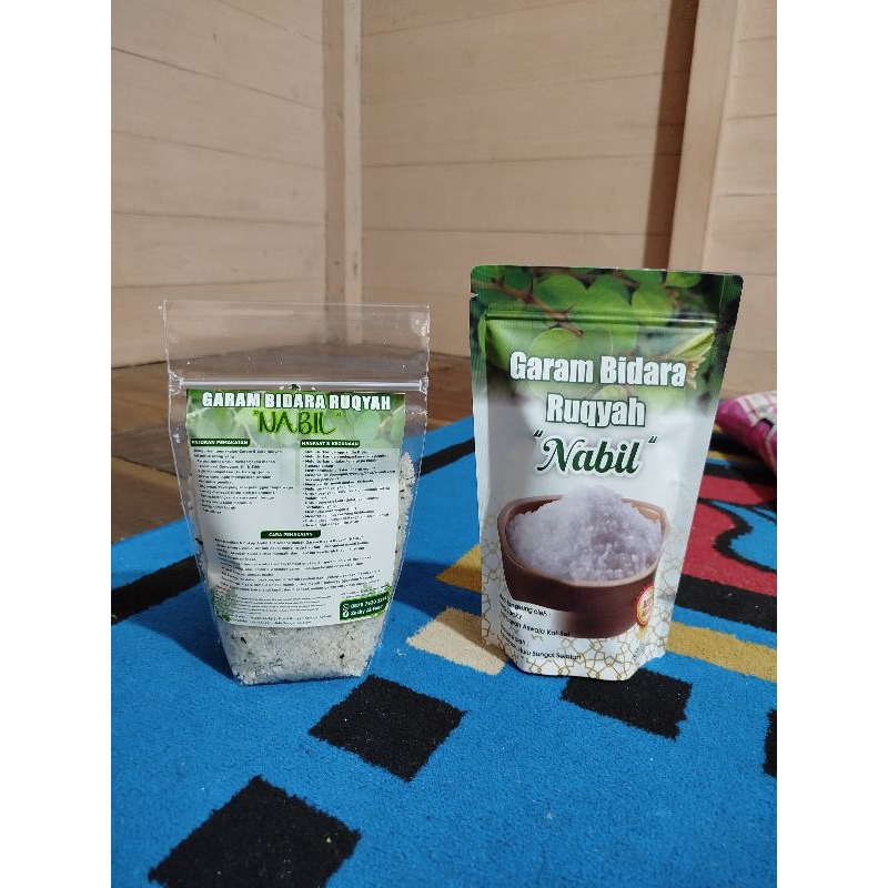 

GARAM RUQYAH ORIGINAL 500 gram || enteng jodoh, buka aura wajah dan diri, untuk anak rewel menangis setiap malam, peluntur susuk