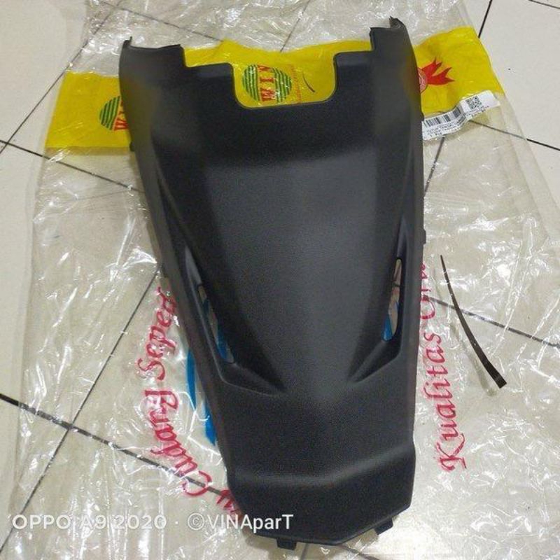 cover center Vario 125 old merk win tutup mesin Vario 125 kzr