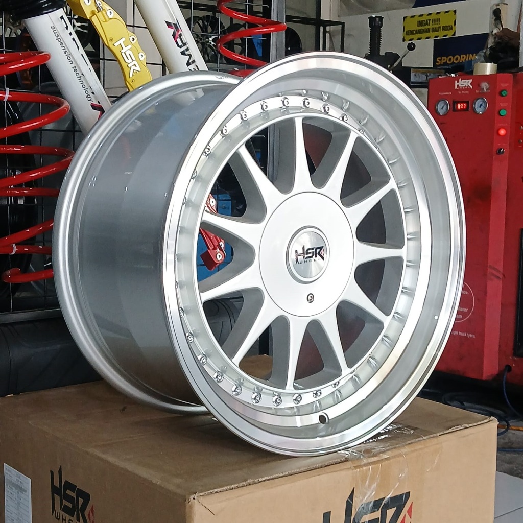 Velg celong ring 17 jazz avanza xenia raize pelek racing hsr 17 ikimasu silver