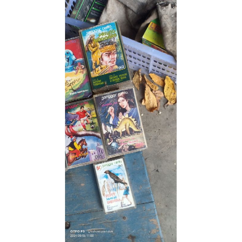kaset pita cerita anak2 kondisi bagus