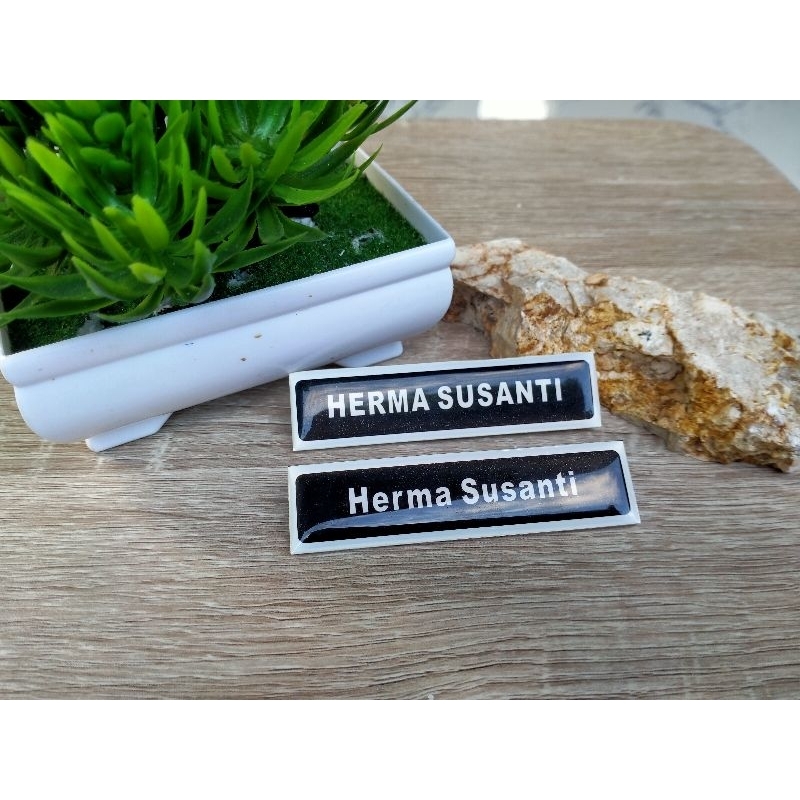 

NAME TAG PAPAN NAMA