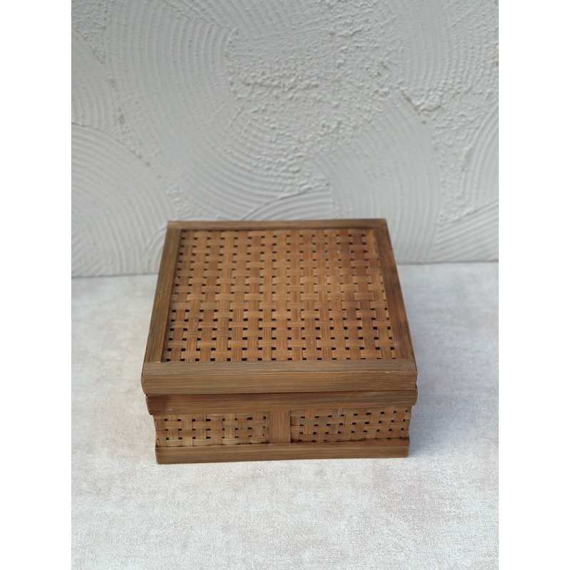 

Kotak Anyam Rotan / Gift Box / Hadiah