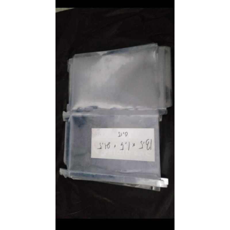 

Kotak Mika 13.5x1.5x21.5 SDO