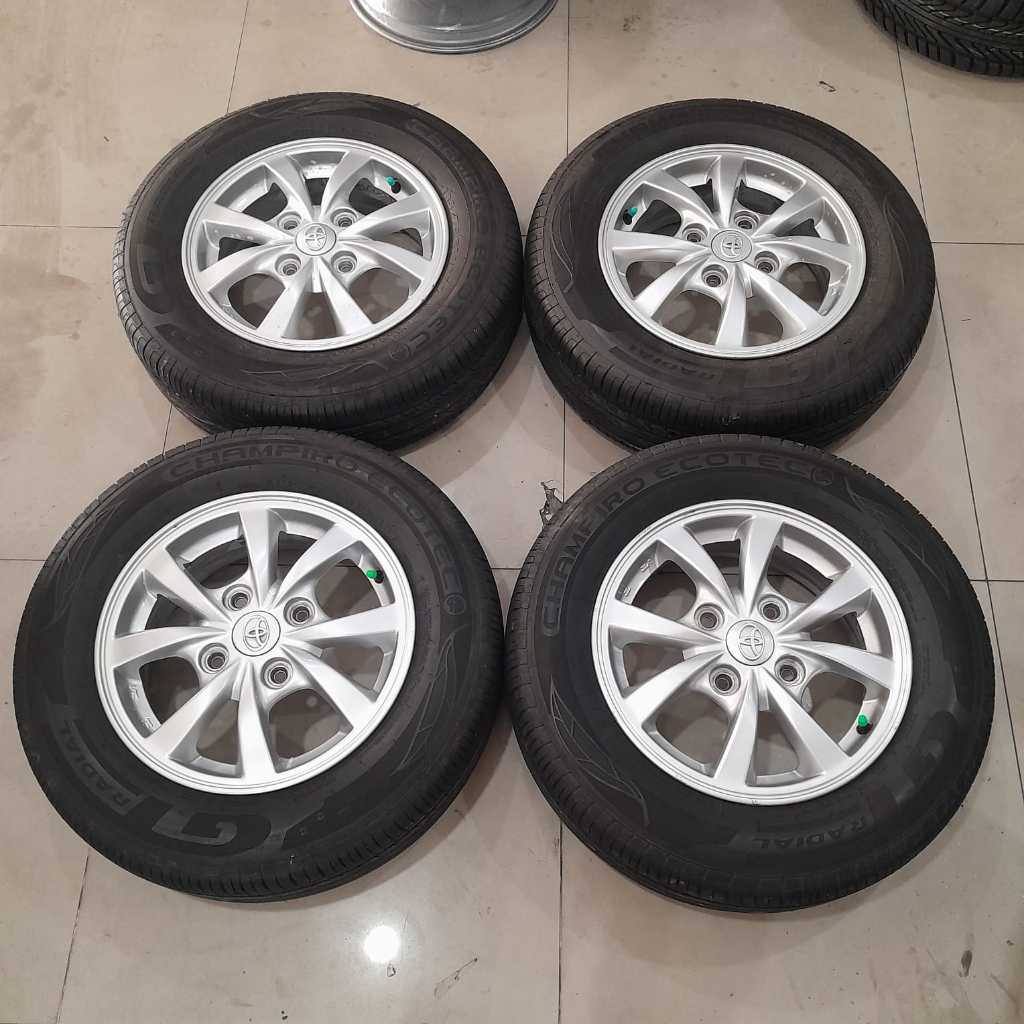 Velg Mobil Bekas Oem Avanza Ring 14 Lebar 5 Pcd 4x114 Plus Ban Gt 185/70 R14 Nik.2023