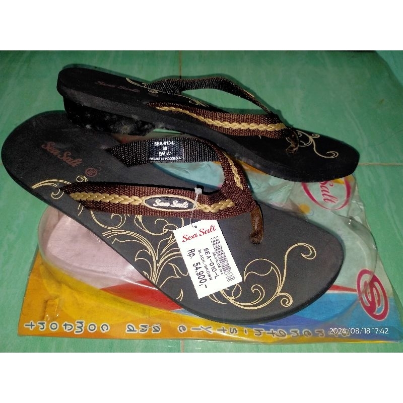 SANDAL SEPON WANITA "SEA SALT"