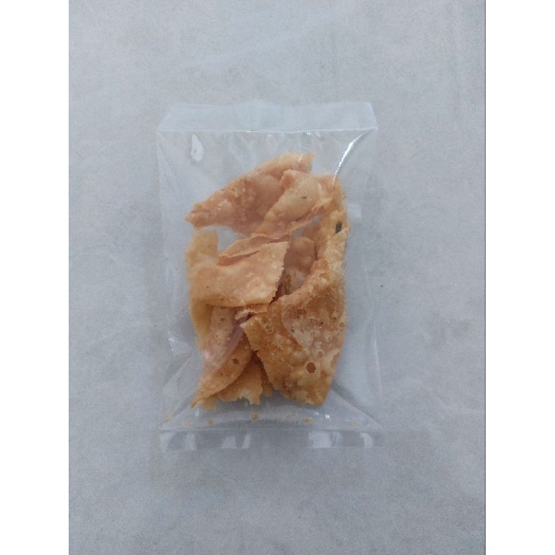 

kerupuk pangsit / pangsit bawang