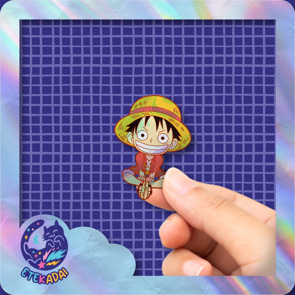 

Stiker Hologram Anime One Piece Luffy Chibi duduk