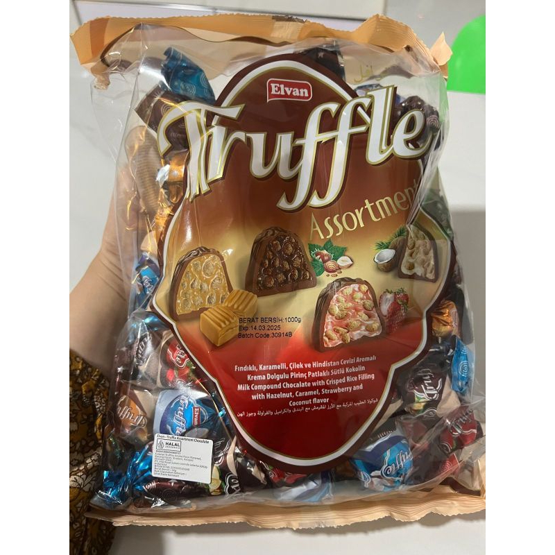 

COKLAT TRUFFLE ELVAN KEMASAN 1KG