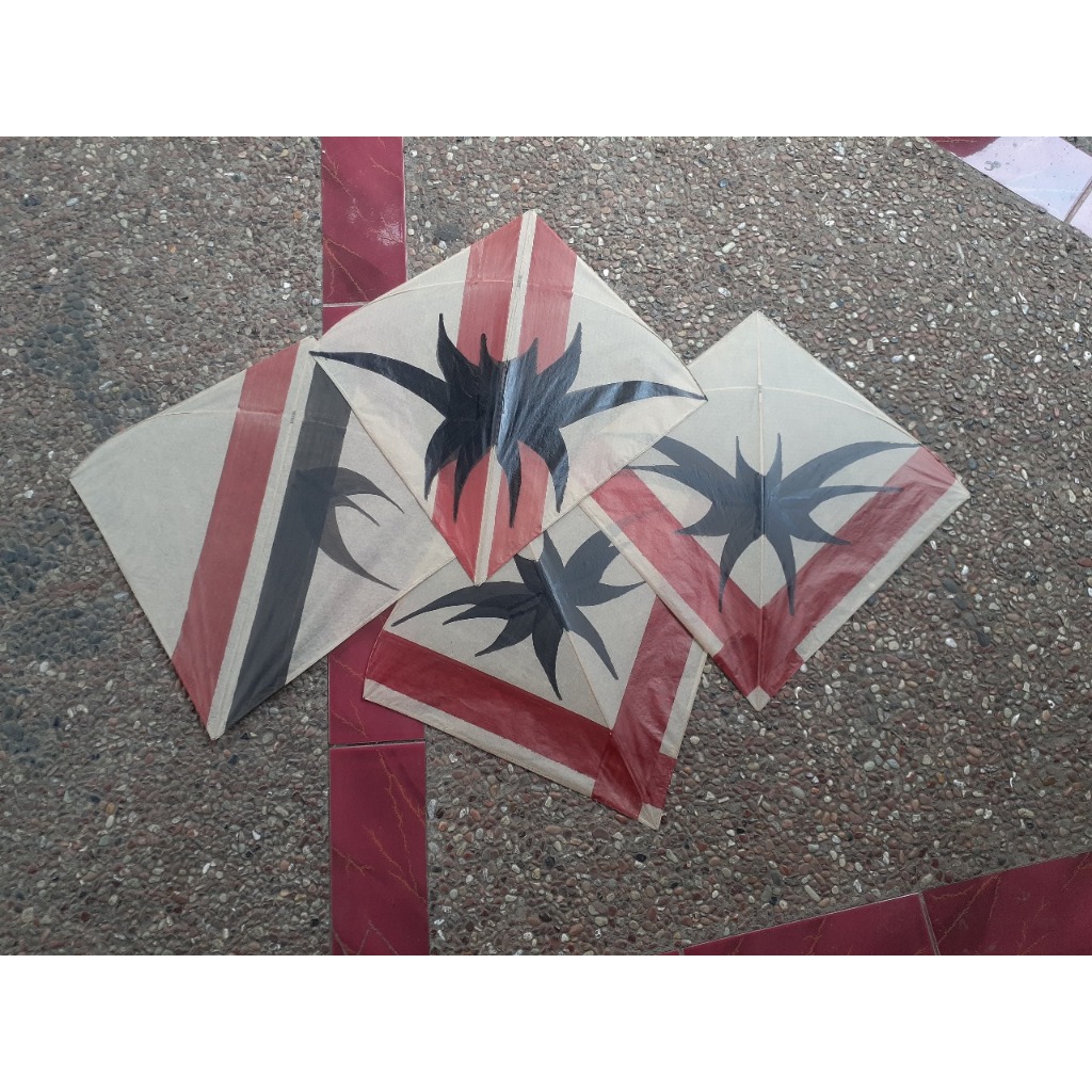 Layangan Seot Super Pulas Motif Serangga Garis Ukuran 54