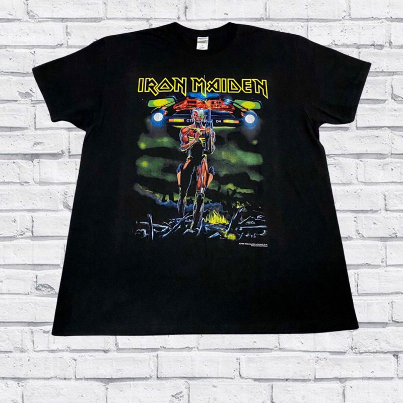 Kaos band  IRON MAIDEN somewhere on tour