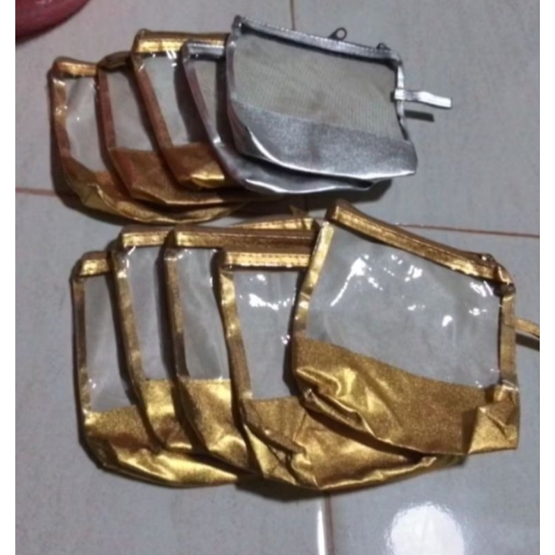 Pouch tas kosmetik gold