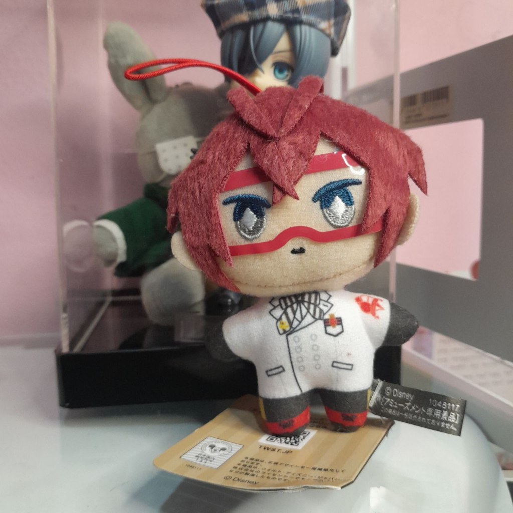 Boneka Plush Disney Twisted Wonderland Riddle Rosehearts Heartslabyul Lab Wear Baju Lab Mini Nuiguru