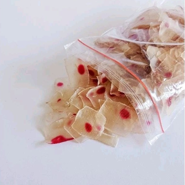 

KERUPUK MERAH PUTIH 250 GRAM/ KERUPUK KHAS MEDAN SUMATRA UTARA/ KHAS SIANTAR/ KERUPUK MIE PECEL MISO