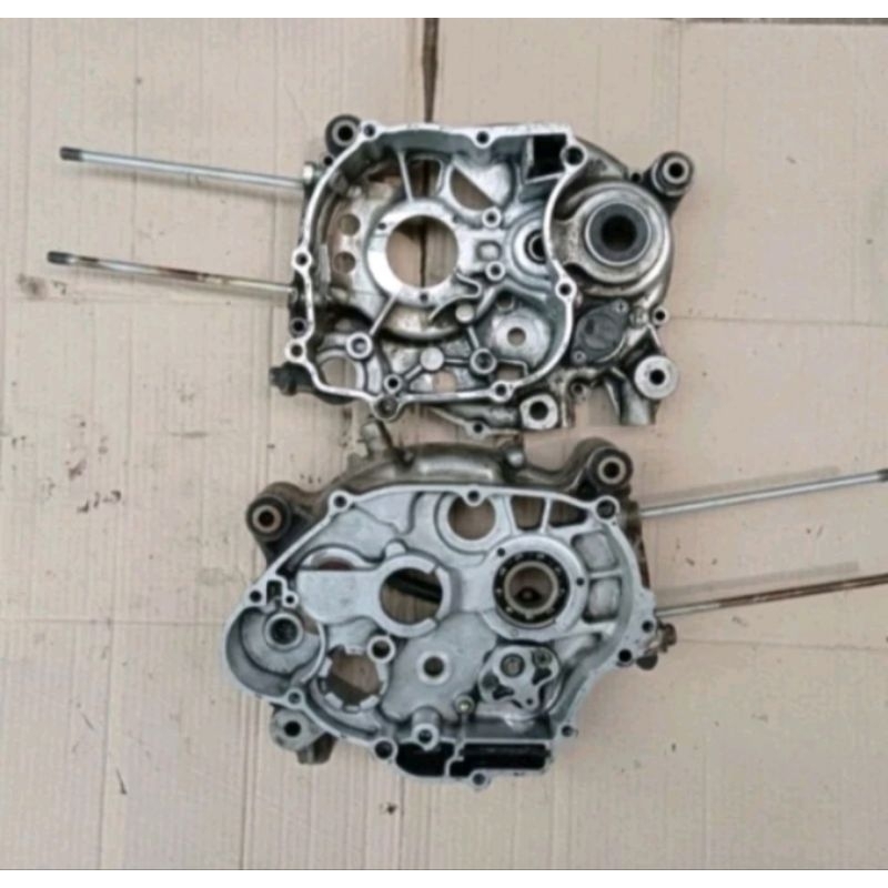 KRENGKES CRANKCASE SET KANAN KIRI VEGA R LAMA CRYPTON 4ST JUPITER LAMA ORI CABUTAN