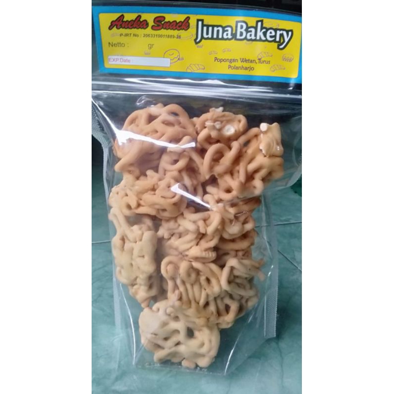 

Kue Unca Juna Bkery