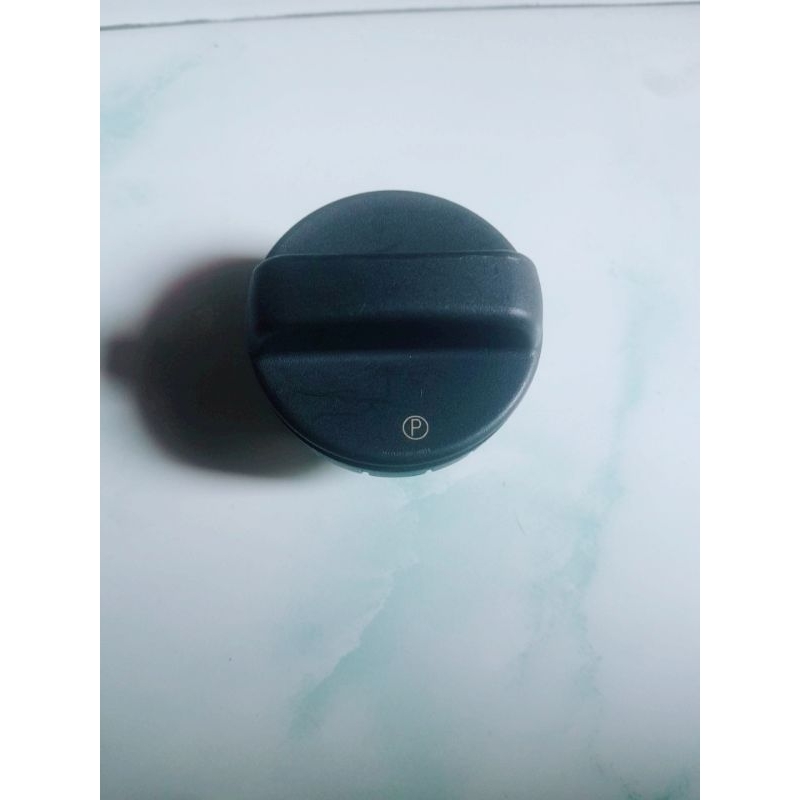 77300-52030 Tutup tangki bensin atau solar toyota originalinnova fortuner hilux
rush terios
vios yar