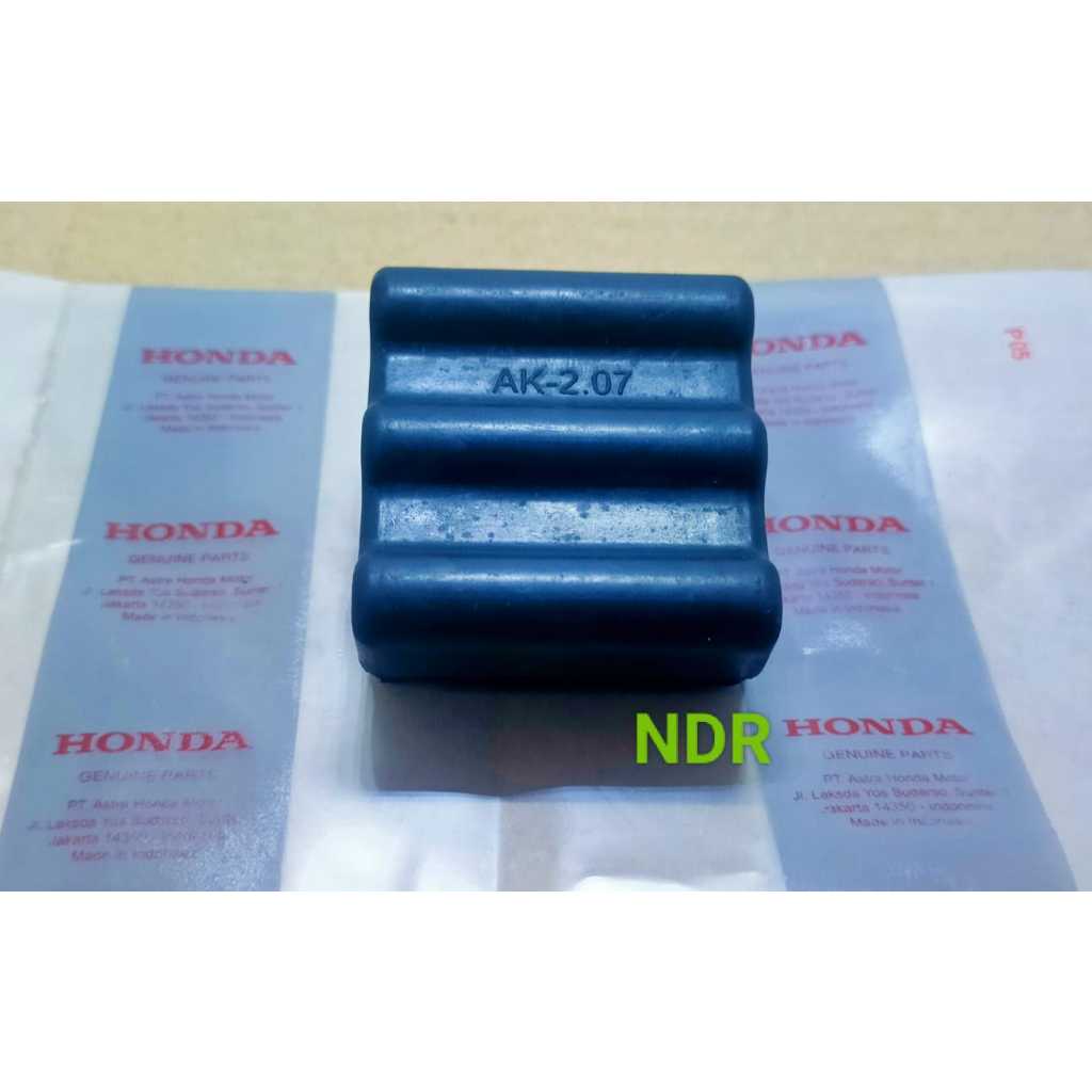 karet mounting Vario 125 LED karet mounting Vario 150 LED rubber link stopper bantalan mounting Vari