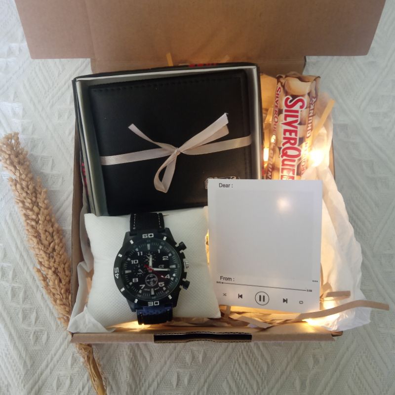 

Hampers Kado Cowok Pria Kado Ulang Tahun cowok Kado Murah Dompet Jam Tangan Pria