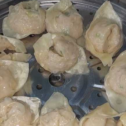 

WONTON FROZEN 50PCS BERAT 1.300 GRAM / PANGSIT GYOZA DIMSUM REGULER WAJIB CO THERMAPOUCH