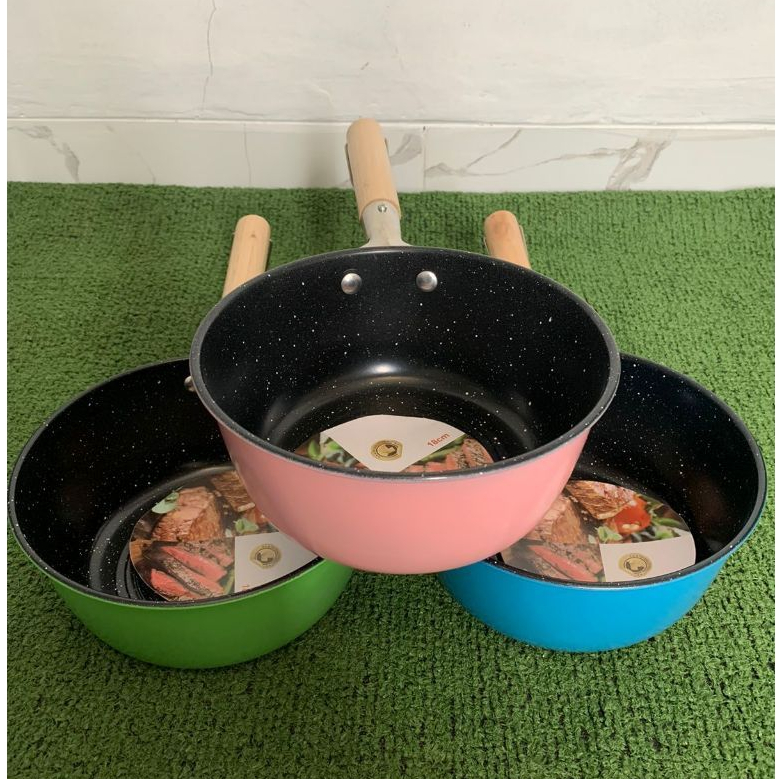 Panci susu 18 CM enamel / bintik warna hitam / panci susu gagang kayu tebal