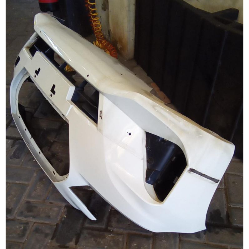 Bumper Bekas Copotan Datsun Go Facelift Dua Baris