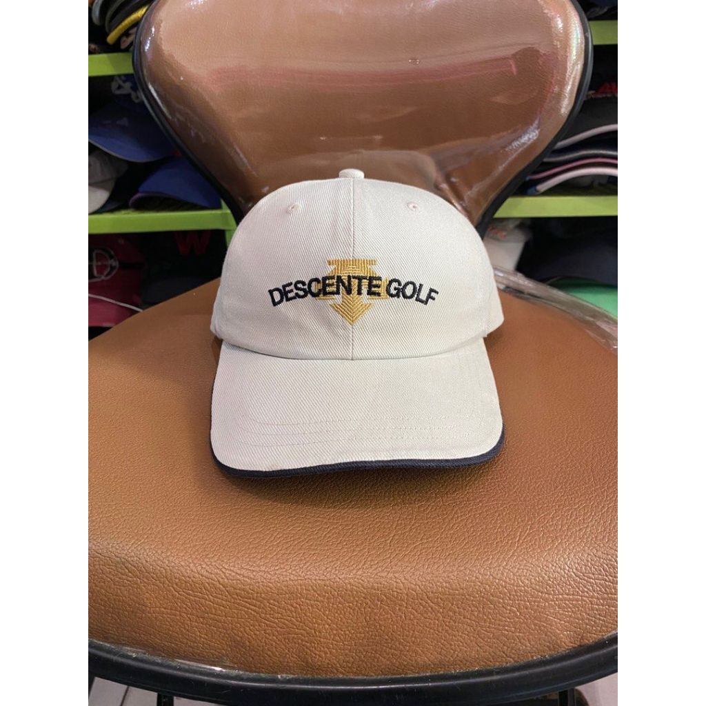 Topi DESCENTE GOLF Original cream